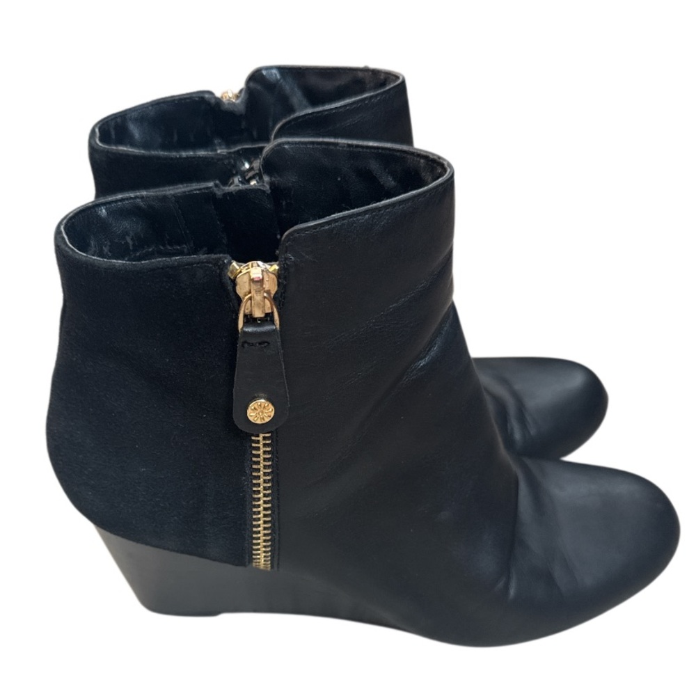 Isaac Mizrahi Women’s Black Booties Size US Wedge Suede Leather Zip Up Size 7.5